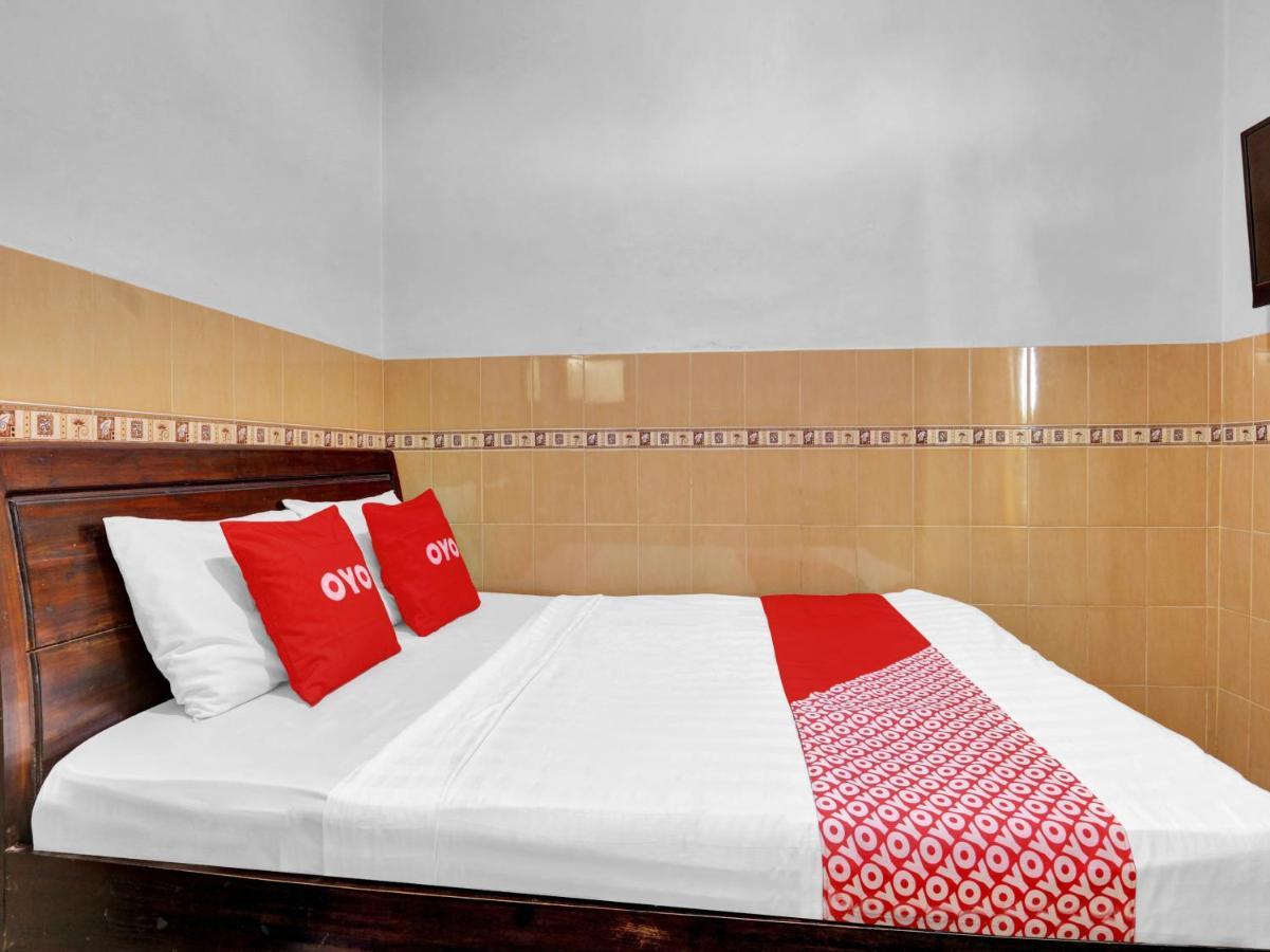 OYO 90695 Srikandi Nologaten Hotel Yogyakarta Bagian luar foto